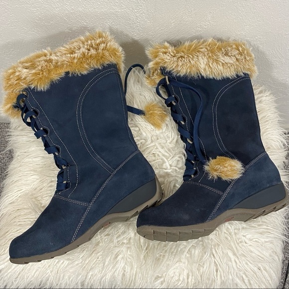 SPORTO - RICH BLUE SUEDE LACE UP FUR TOPPED  STURDY PLAYFUL BOOTS - S8 - Picture 7 of 12
